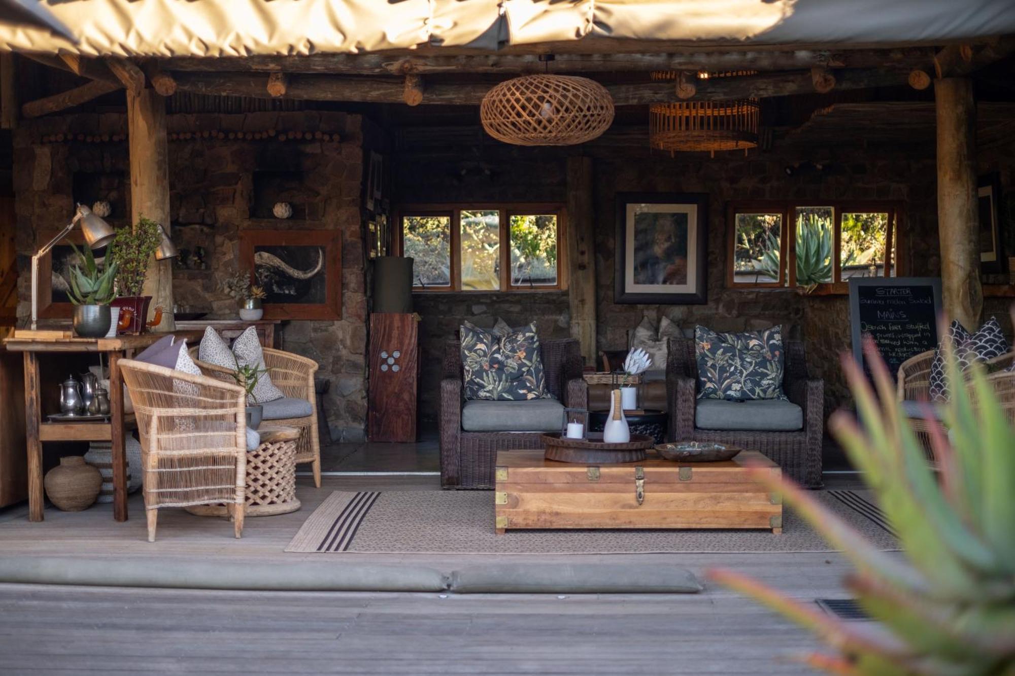 Hillsnek Safari Camp - Reserva de Amakhala Exterior foto